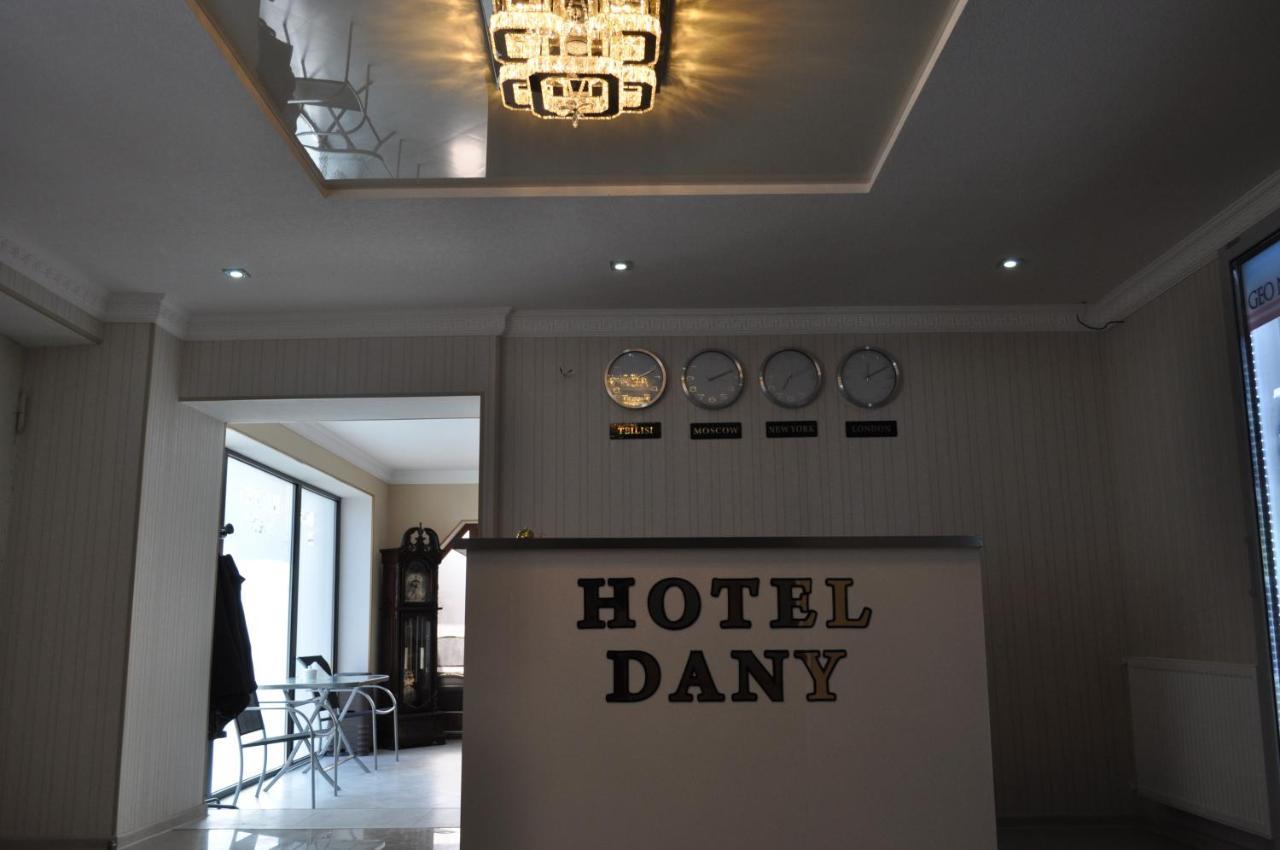 Hotel Dany Тбилиси Екстериор снимка